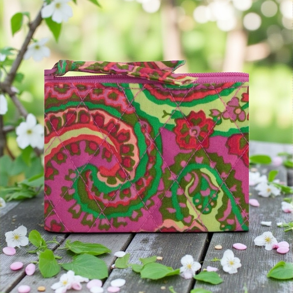 Vera Bradley Pink Green Paisley Quilted Card Holder
